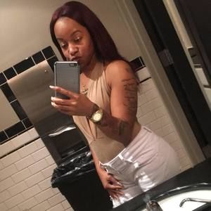 Meet your Posher, Jenay